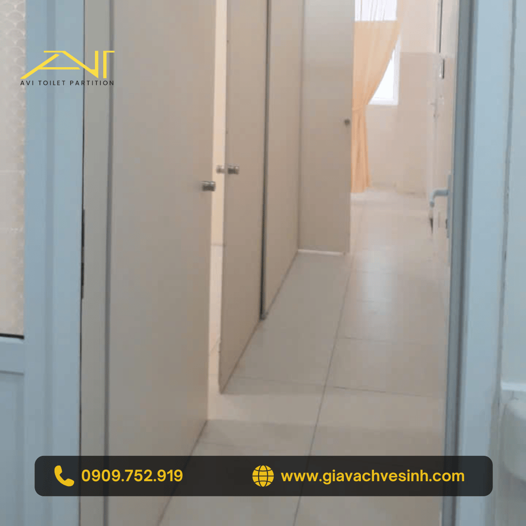 vach-ngan-ve-sinh-compact-hpl (5)